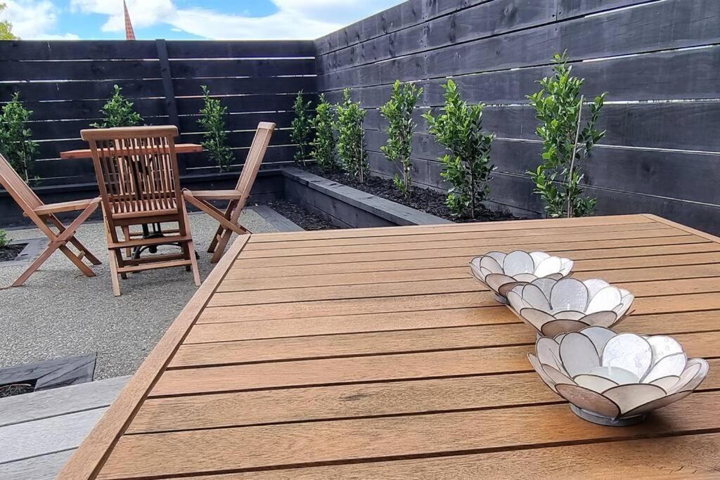 Apartment 5 - Haddin Court - Modern Loft Style Бленгейм Екстер'єр фото